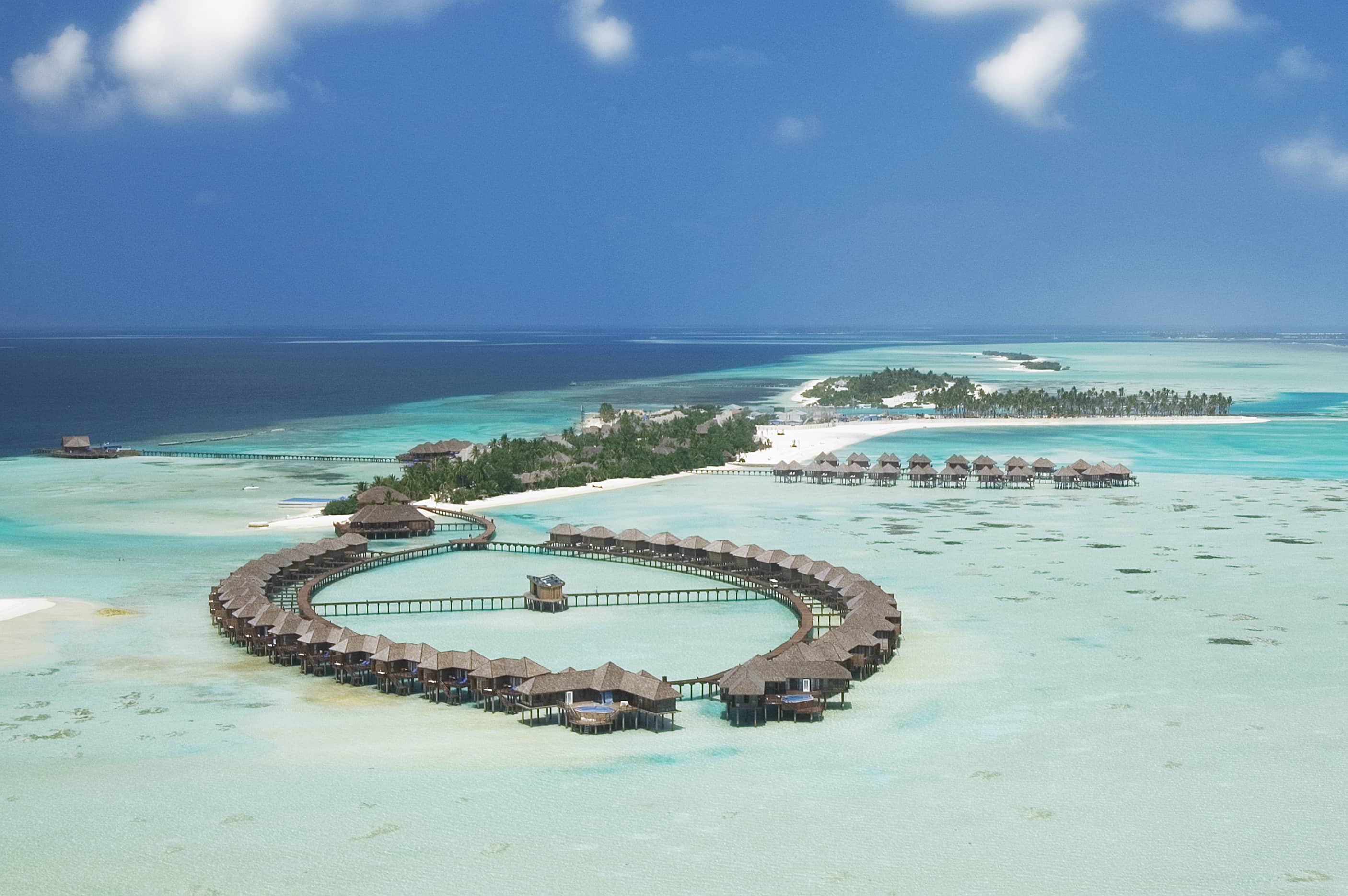 Olhuveli Beach & Spa Resort *****