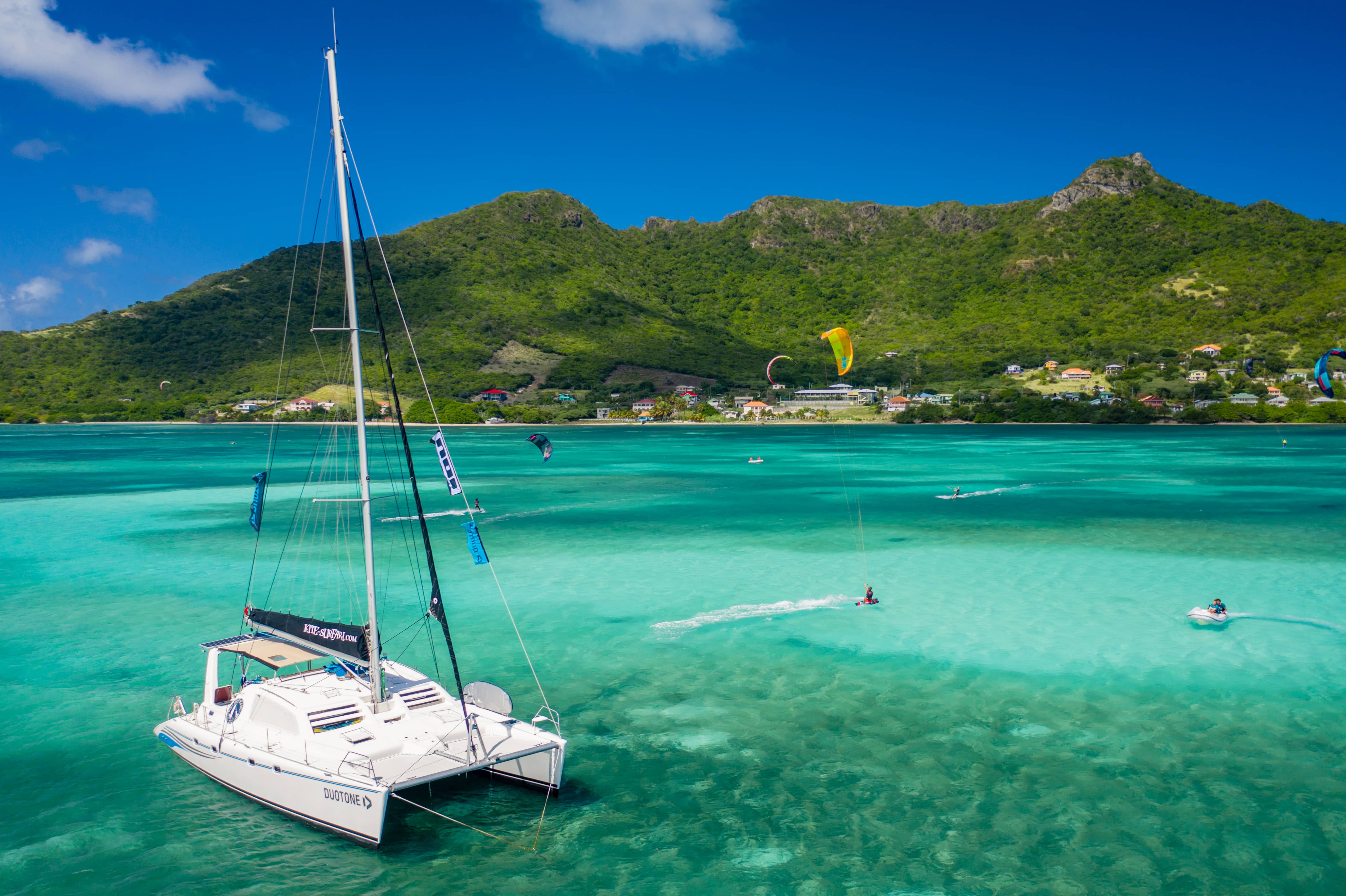 Grenadini - kajt križarjenje