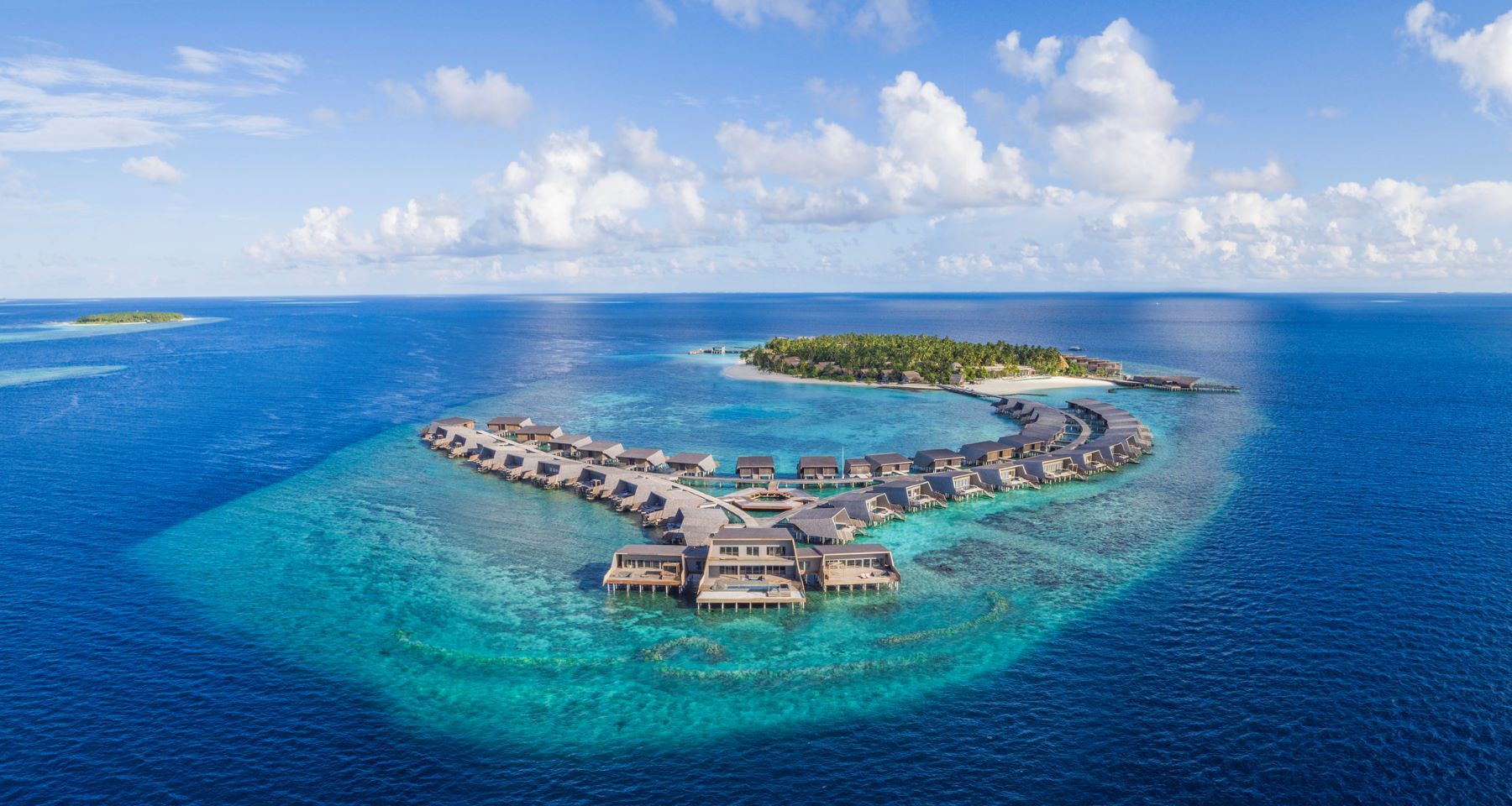 The St. Regis Maldives Vommuli Resort*****, Maldivi