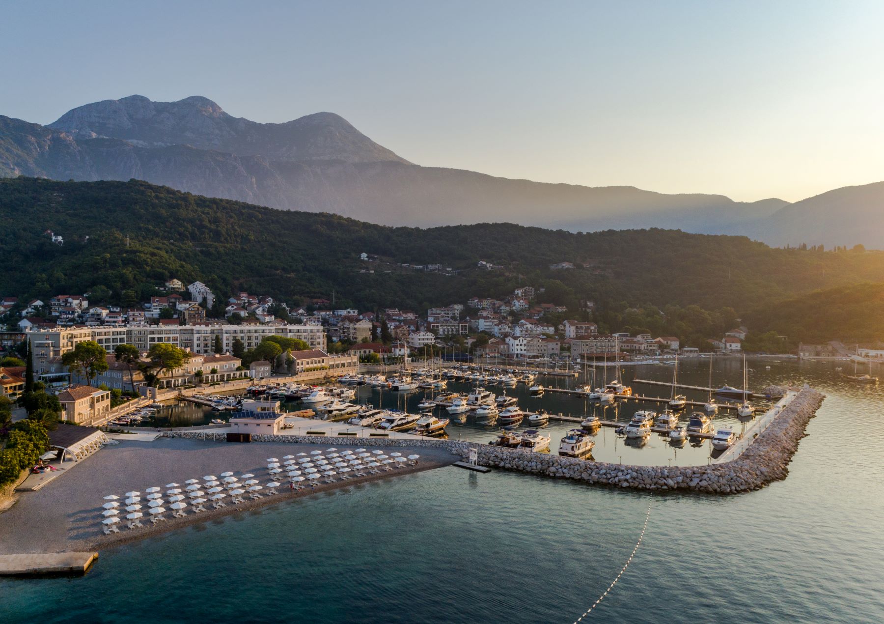 Lazure Hotel & Marina *****, Črna Gora